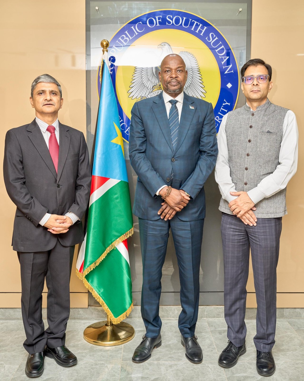 The Ambassador paid a courtesy call on H.E. Benjamin Bol Mel, Vice President and Chairperson of the Economic Cluster, Republic of South Sudan.