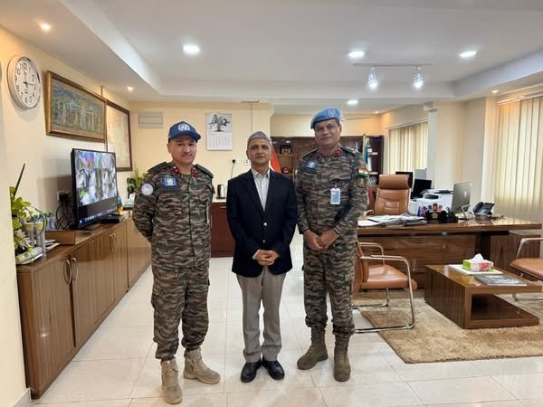 Ambassador bade farewell to Brig Dinesh Singh, VSM, Sector Commander, Sector South & Senior National Representative (India) and also welcomed his successor, Brig Shishir Bhardwaj