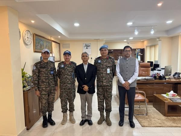 Ambassador bade farewell to Brig Dinesh Singh, VSM, Sector Commander, Sector South & Senior National Representative (India) and also welcomed his successor, Brig Shishir Bhardwaj