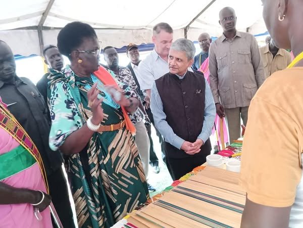 Ambassador joined Vice President H.E. Rebecca Nyandeng De Mabior, the Minister of Livestock & Fisheries, Hon. Onyoti Adigo Nyikech, and other dignitaries to celebrate the rich culture of the Akej community